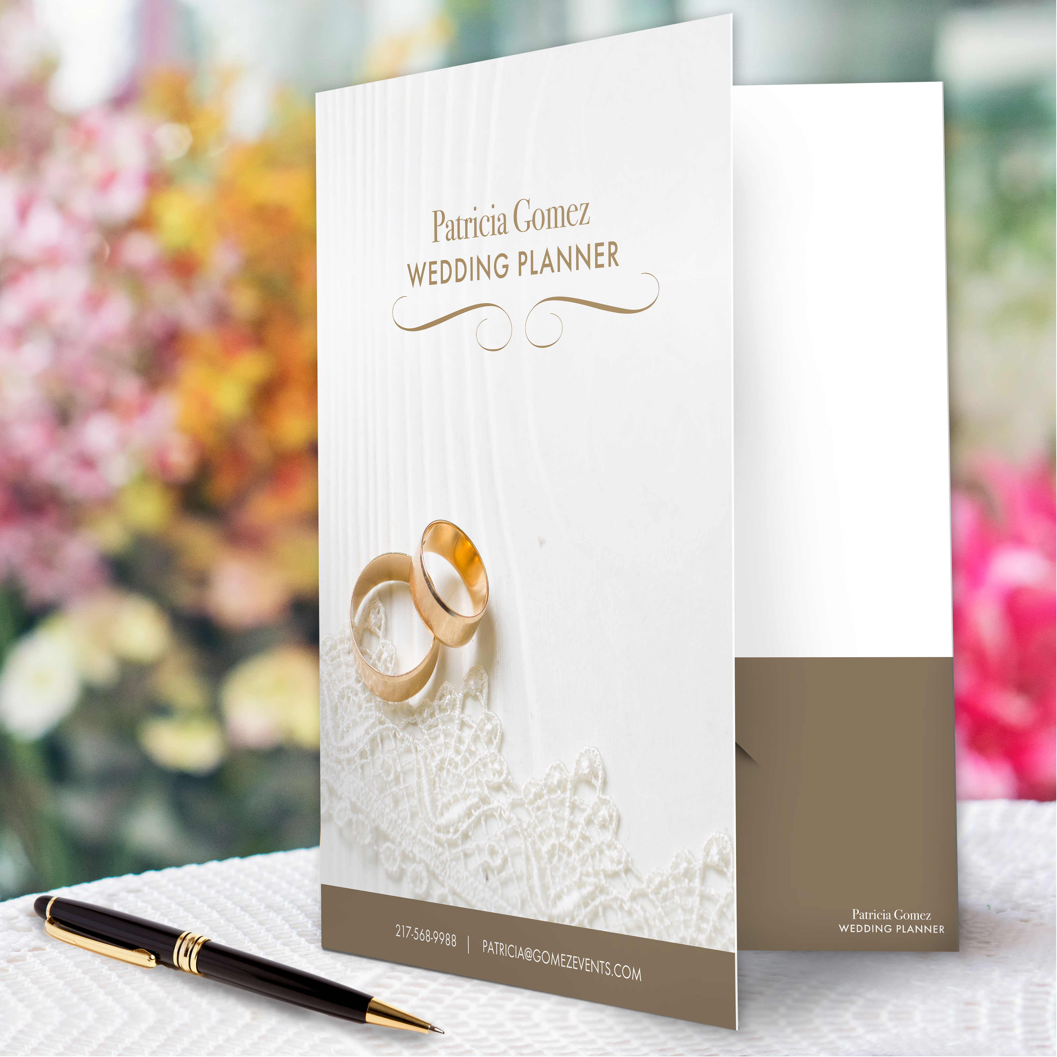 Wedding planner folder — product example