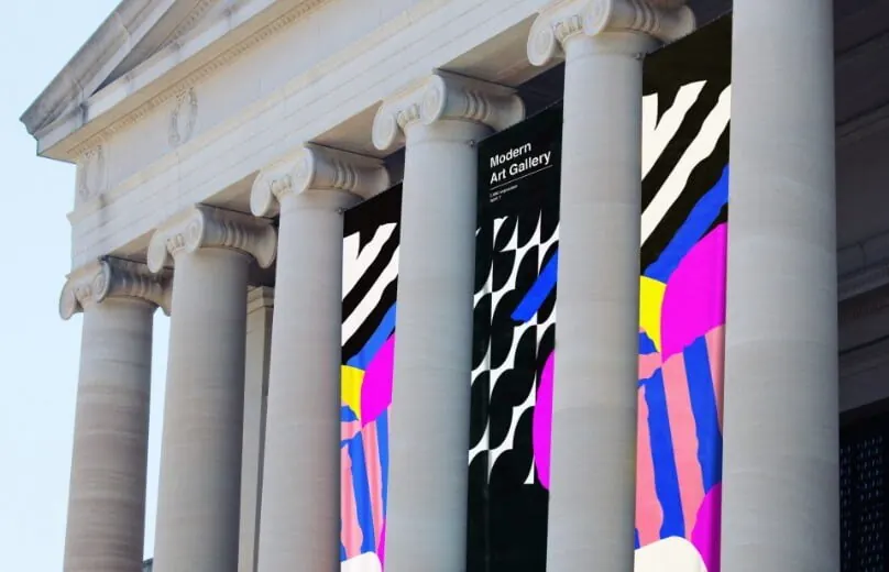 HP application example: large printed banners displayed outside a gallery