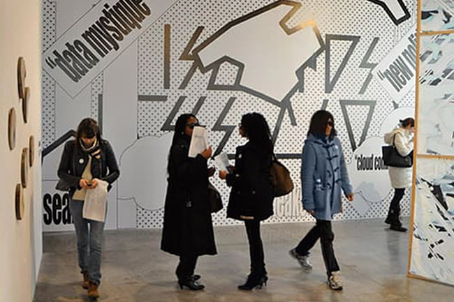 MoMA: exhibition wallcovering